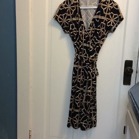 J McLaughlin Wrap Dress Size M - Picture 2 of 10